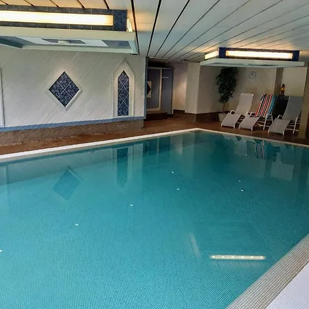 Zur Gartenschau Mit Schwimmbad Baiersbronn